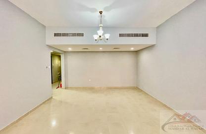 Apartment - 2 - 2 for rent in Lootah Tower - Al Nahda - Sharjah
