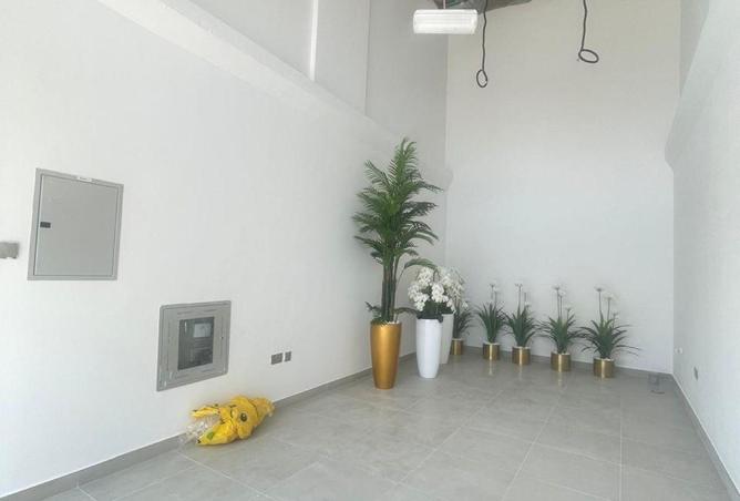 71129693 - Property Main Image