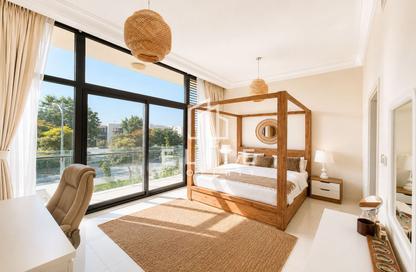 Townhouse - 5 - 5 for sale in The Field - Damac Hills - Dubai