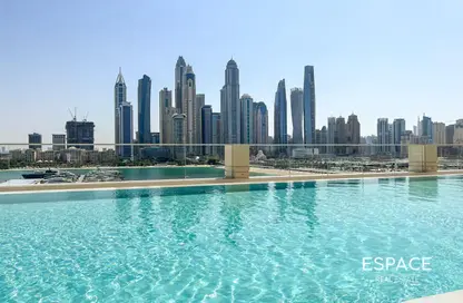 شقة - 2 غرف نوم - 2 حمامات للبيع في برج Marina Vista 1 - مارينا فيستا - إعمار بيتشفرونت - دبي هاربور - دبي