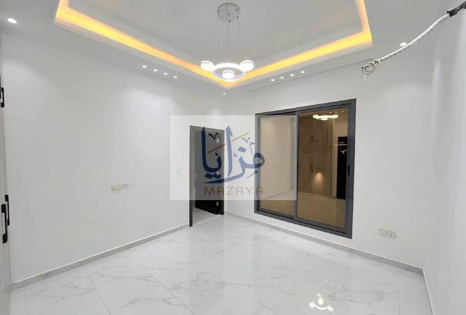 81521632 - Property Image 3