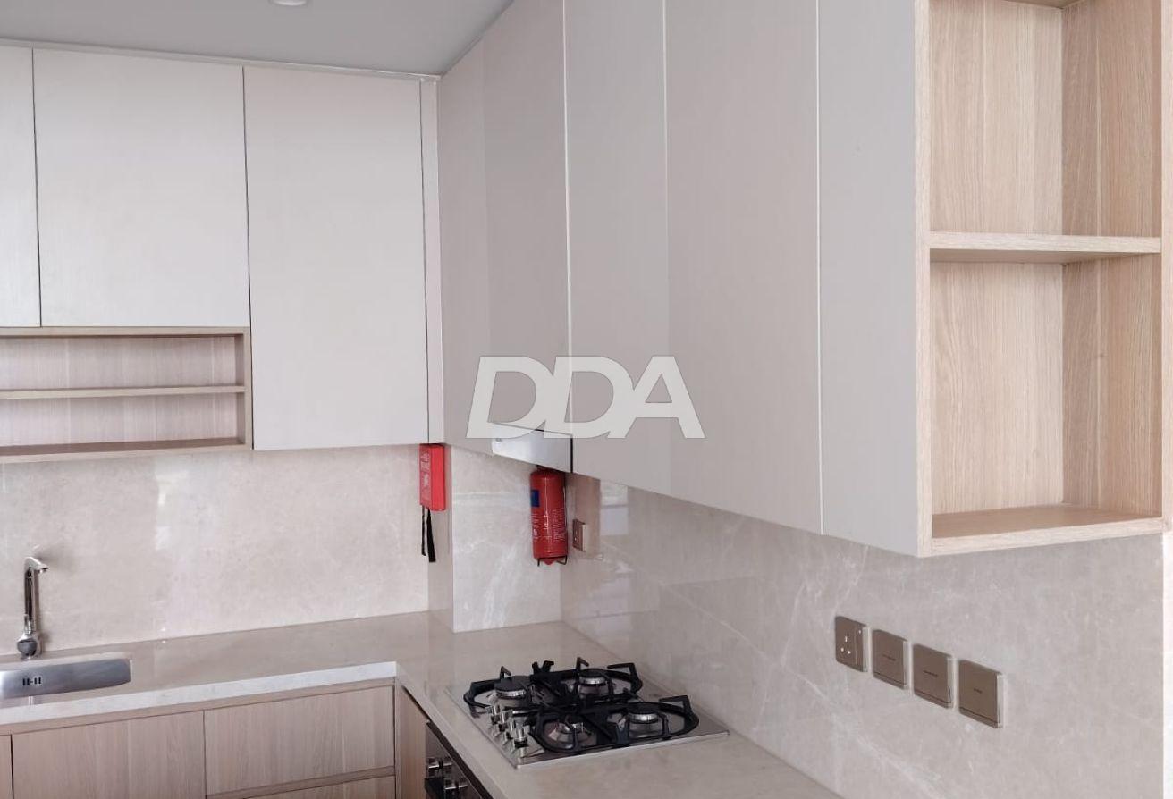 SPACIOUS LAYOUT | GREAT LOCATION | MODERN 1BR photo 12