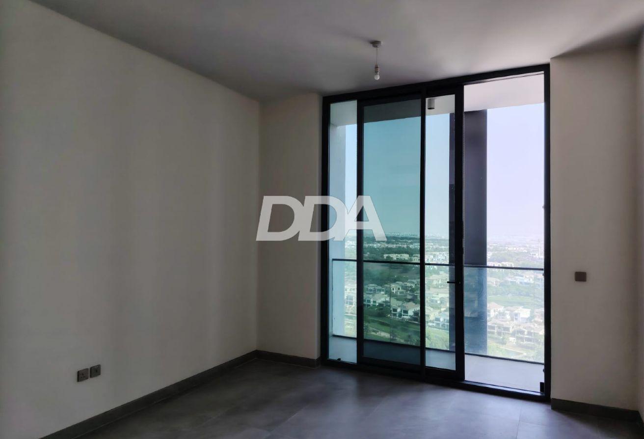 SPACIOUS LAYOUT | GREAT LOCATION | MODERN 1BR photo 2