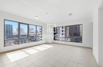 Apartment - 1 Bedroom - 2 Bathrooms for sale in South Ridge 6 - South Ridge - Downtown Dubai - Dubai
