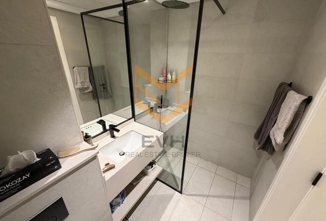 77805631 - Property Image 3