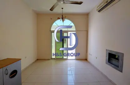 Apartment - 1 Bedroom - 1 Bathroom for rent in Fire Station Road - Muwaileh - Sharjah