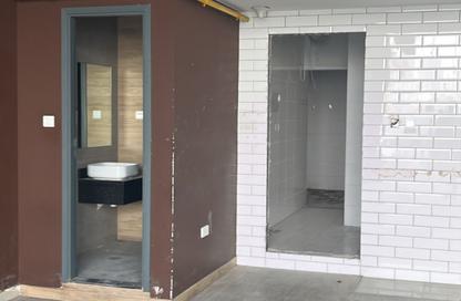 Shop - Studio - 1 Bathroom for rent in Al Majaz 3 - Al Majaz - Sharjah