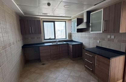 Apartment - 2 Bedrooms - 3 Bathrooms for rent in Danat Al Khan Tower - Al Khan Lagoon - Al Khan - Sharjah