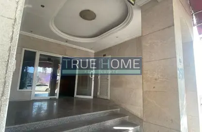 عمارة بالكامل - 8 غرف نوم - 8 حمامات للبيع في مبنى مويلح - مويلح - الشارقة