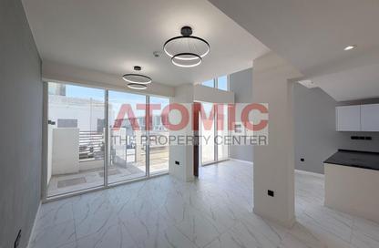 Townhouse - 2 Bedrooms - 3 Bathrooms for rent in Rukan 3 - Rukan - Dubai