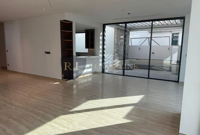153738429 - Property Image 3