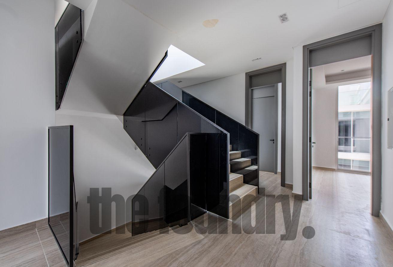 Brand New Urban Townhouse with Rooftop Pool photo 16