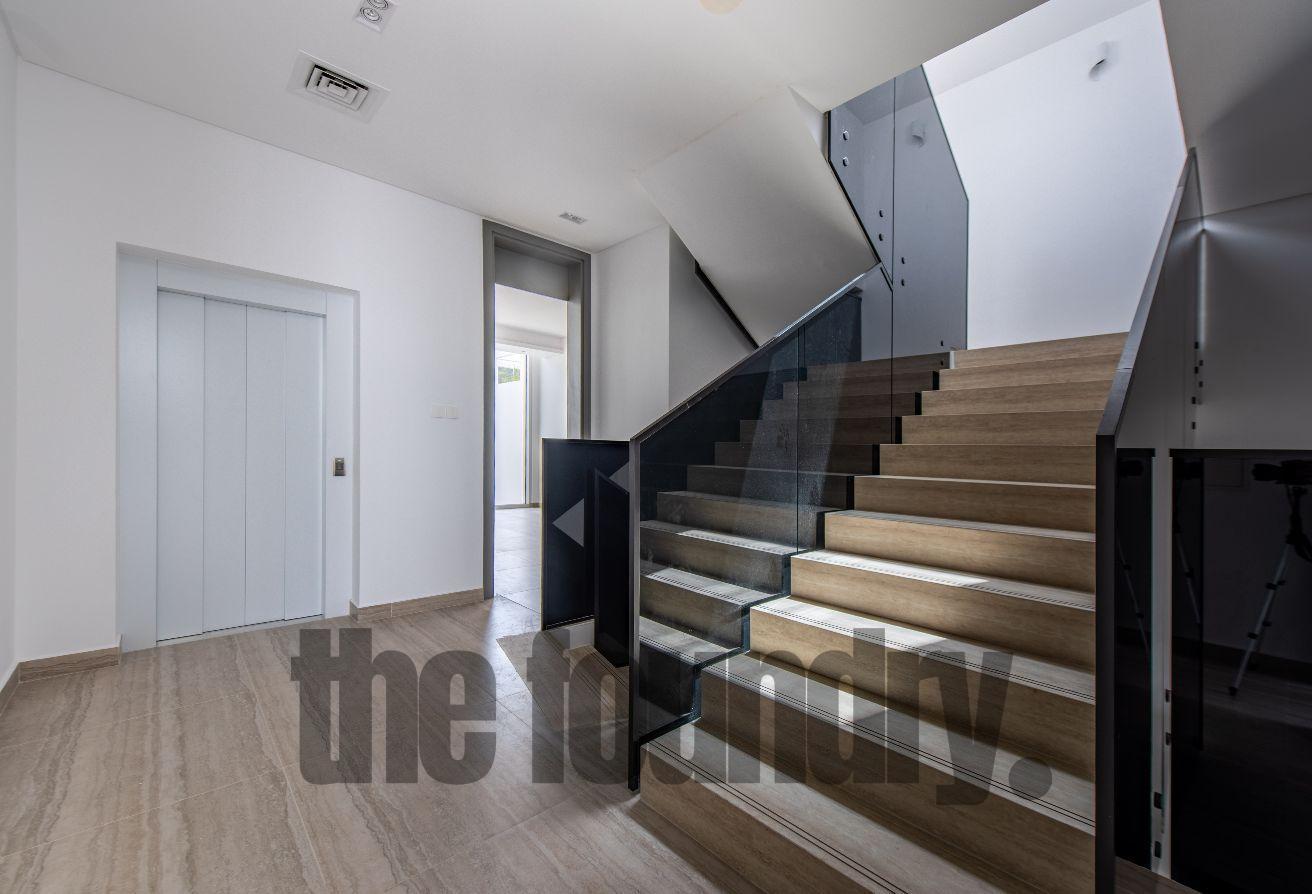 Brand New Urban Townhouse with Rooftop Pool photo 6