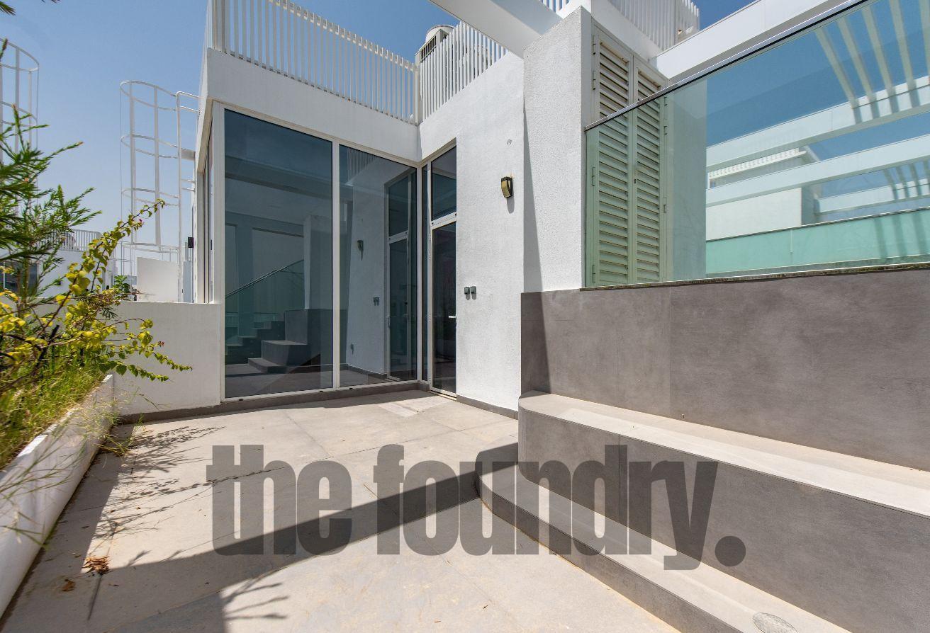Brand New Urban Townhouse with Rooftop Pool photo 26