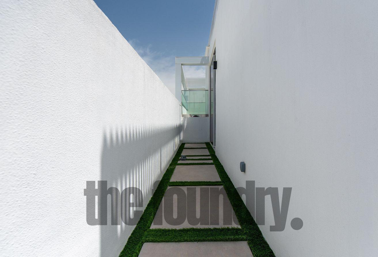 Brand New Urban Townhouse with Rooftop Pool photo 29