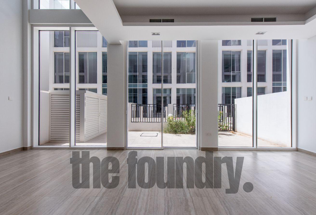 Brand New Urban Townhouse with Rooftop Pool photo 5