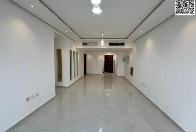 74252551 - Property Image 3