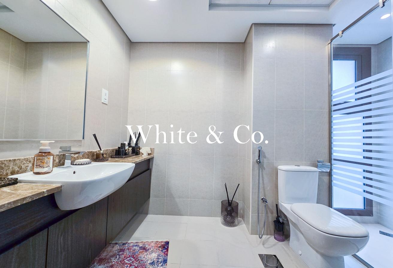 Park Backing | pool | Comes unfurnished photo 19