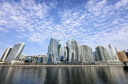 Apartment - 2 Bedrooms - 3 Bathrooms for sale in Regalia By Deyaar - Business Bay - Dubai