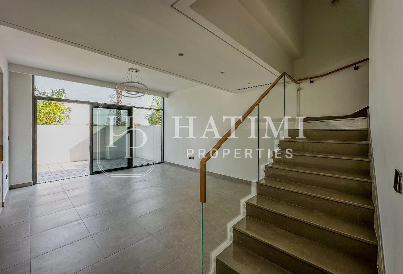 Single Row | Corner Townhouse | Ready to View photo 4