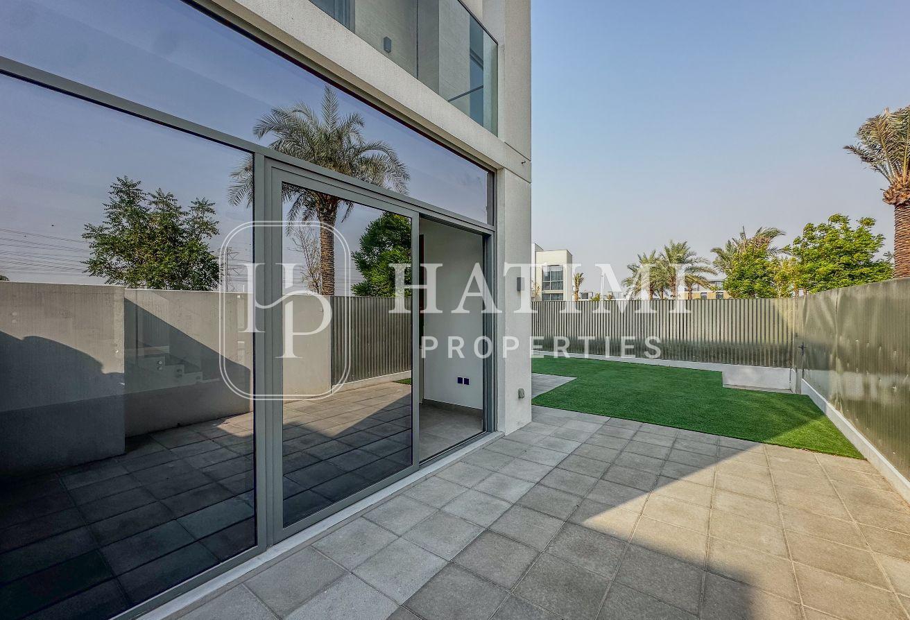 Single Row | Corner Townhouse | Ready to View photo 23