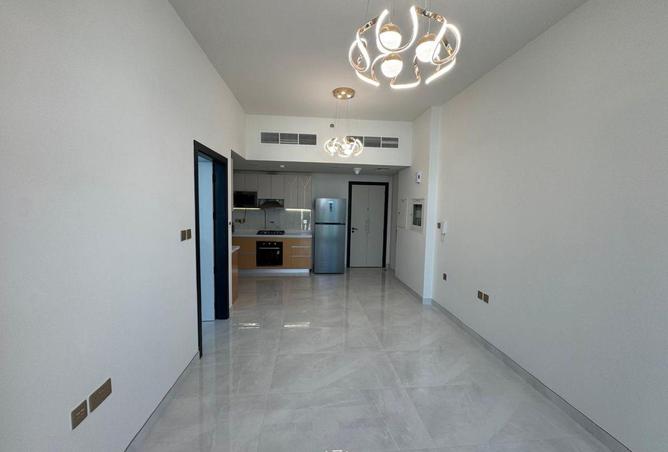 16210458 - صورة العقار 2