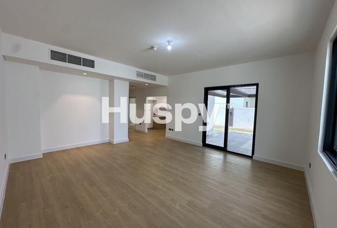 94021953 - Property Image 3