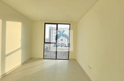 Apartment - 2 - 3 for rent in AlFalah - Muwaileh Commercial - Sharjah