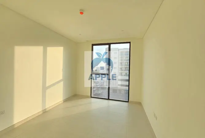 160532608 - Property Image 2