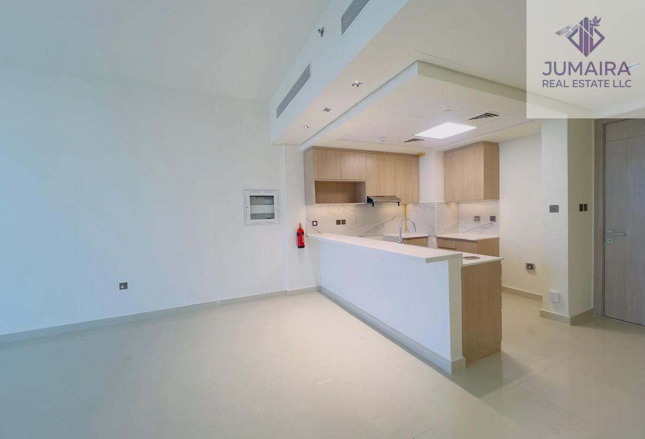 High Floor 1BR/Sale with Abundant Natural Sunlight