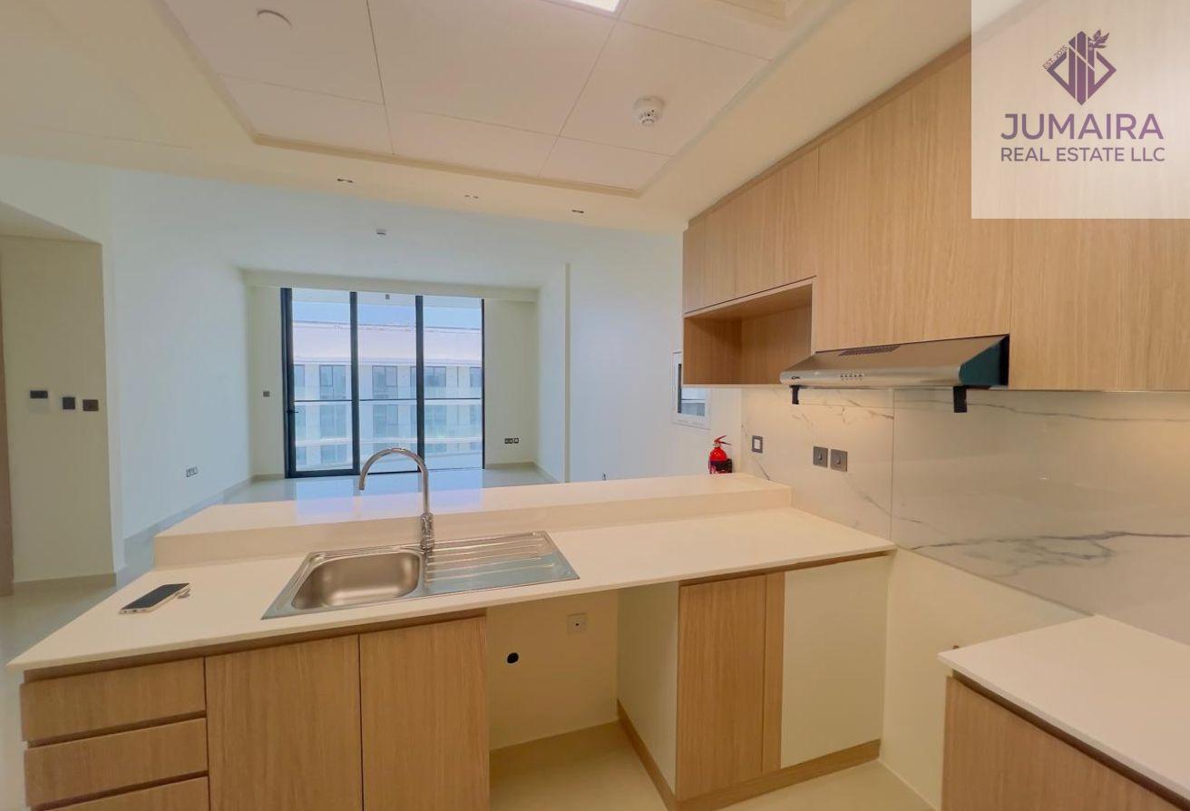 High Floor 1BR/Sale with Abundant Natural Sunlight