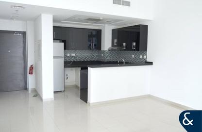 Apartment - 1 - 2 for rent in Botanica Tower - Dubai Marina - Dubai