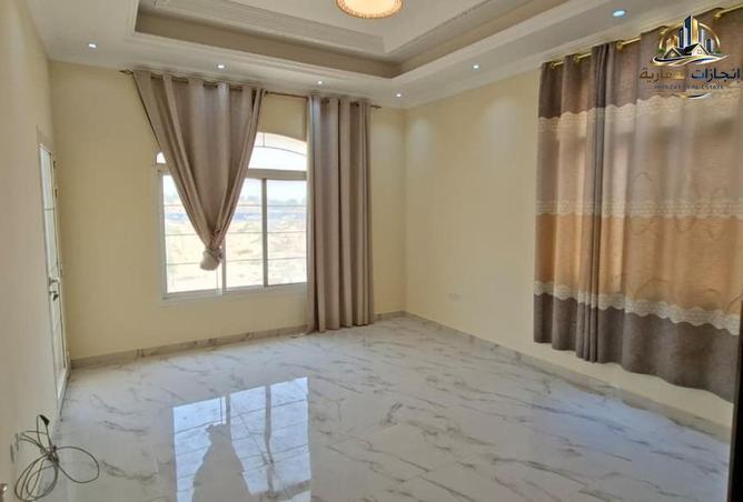 128820656 - Property Image 3