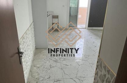 Apartment - 2 Bedrooms - 3 Bathrooms for sale in Oasis Tower - Al Rashidiya 1 - Al Rashidiya - Ajman