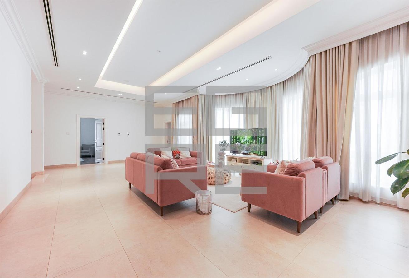 Spacious 8BR villa | G+2 | Majlis | Al Aweer 1 photo 6