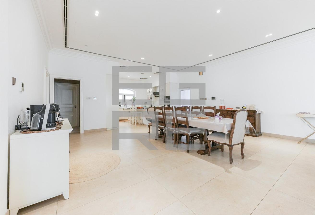 Spacious 8BR villa | G+2 | Majlis | Al Aweer 1 photo 11