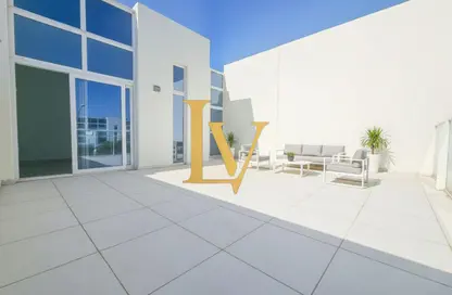 Townhouse - 3 Bedrooms - 5 Bathrooms for sale in Aurum Villas - Sanctnary - Damac Hills 2 - Dubai Townhouse - 3 Bedrooms - 5 Bathrooms for sale in Aurum Villas - Sanctnary - Damac Hills 2 - Dubai