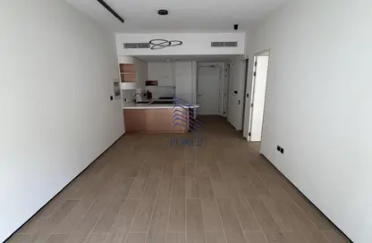 شقة - غرفة نوم - 1 حمام للايجار في مساكن الارتفاع - منطقة 16 - قرية جميرا الدائرية - دبي