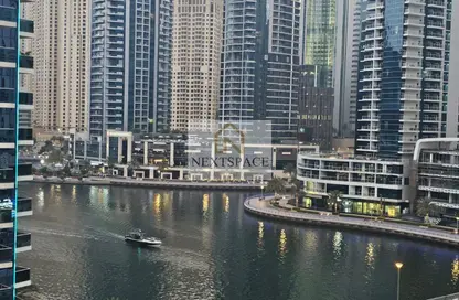Apartment - 1 Bedroom - 2 Bathrooms for rent in Marina View Tower B - Marina View - Dubai Marina - Dubai