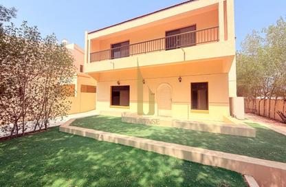 Villa - 4 - 4 for rent in Jumeirah 3 Villas - Jumeirah 3 - Jumeirah - Dubai