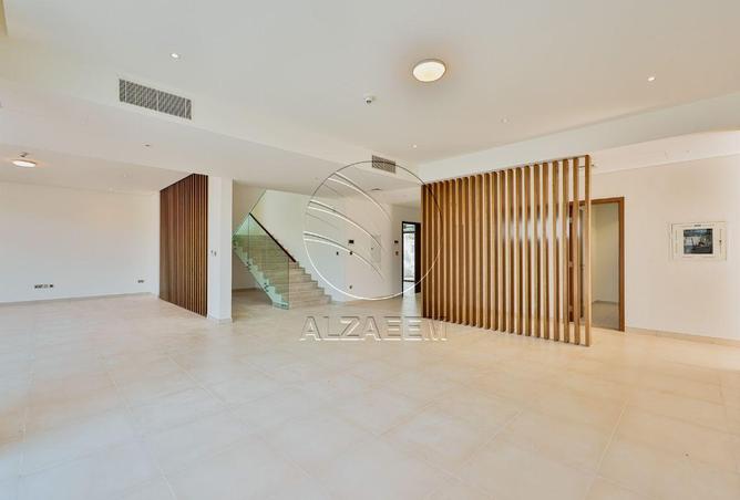 71901185 - Property Image 2