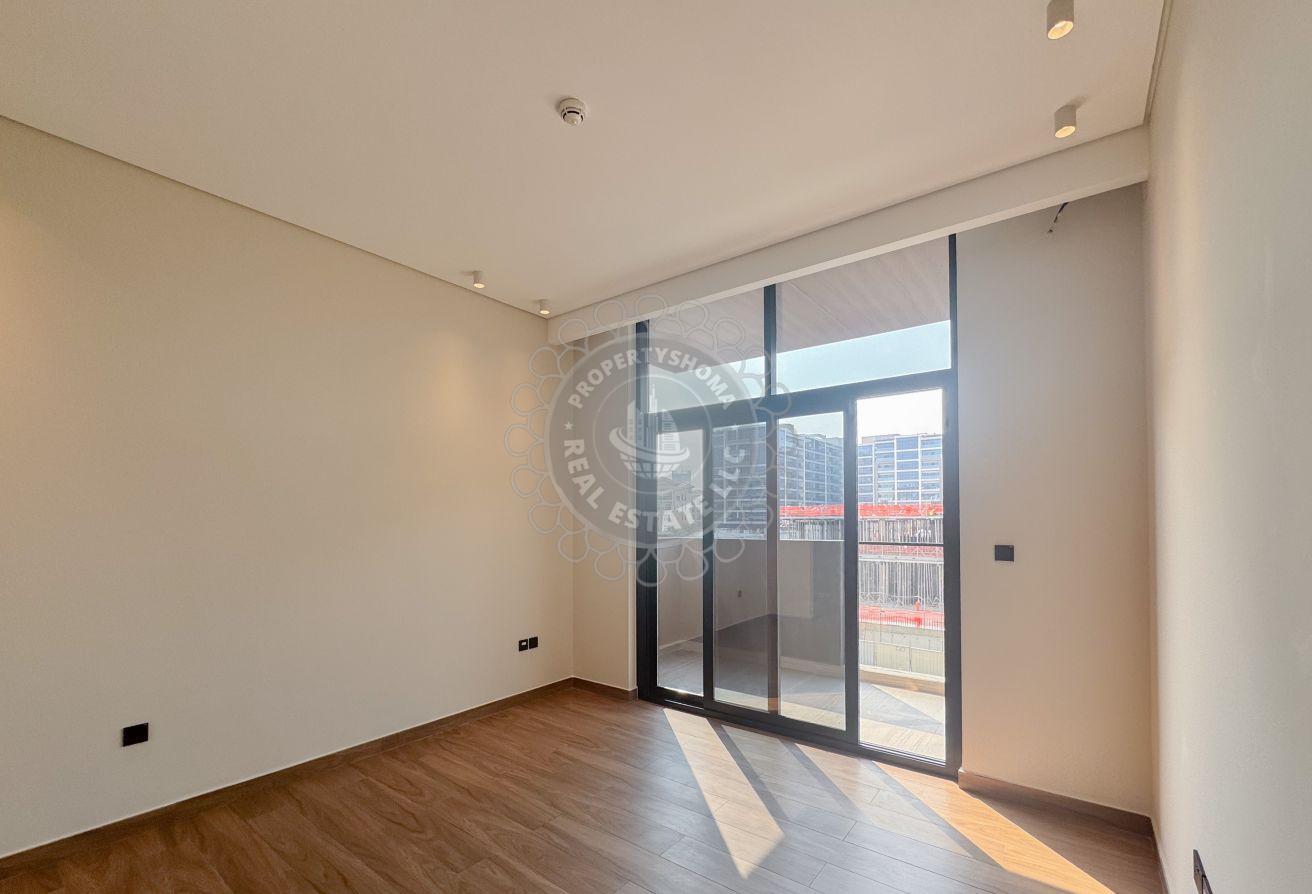 Low Floor | Huge Balcony | Available photo 4