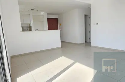 Apartment - 3 Bedrooms - 4 Bathrooms for sale in Zahra Apartments 1A - Zahra Apartments 1 - Zahra Apartments - Town Square - Dubai