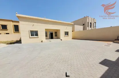 فيلا - 4 غرف نوم - 5 حمامات للايجار في الرفاع - رأس الخيمة فيلا - 4 غرف نوم - 5 حمامات للايجار في الرفاع - رأس الخيمة