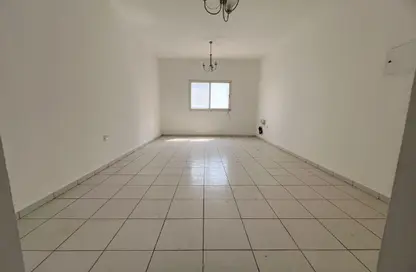 Apartment - Studio - 1 Bathroom for rent in New Al Taawun Road - Al Taawun - Sharjah