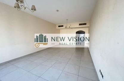 Apartment - 2 - 4 for rent in Asas Tower - Al Khan Lagoon - Al Khan - Sharjah