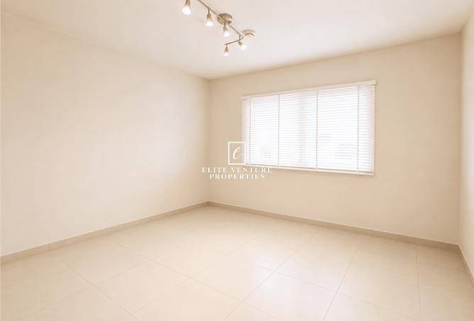 130201852 - Property Image 2
