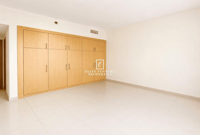 130201852 - Property Image 3