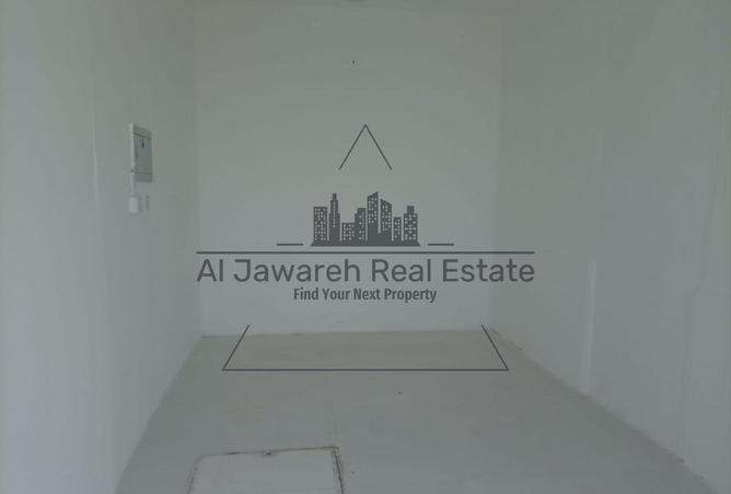 114621853 - Property Image 2
