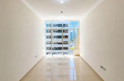 Apartment - 1 Bedroom - 1 Bathroom for rent in Hamdan Street - Abu Dhabi